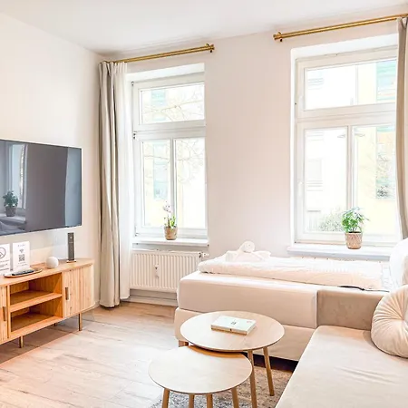Zentrale Stadtoase, 600m Zum Hauptbahnhof Apartment Rostock